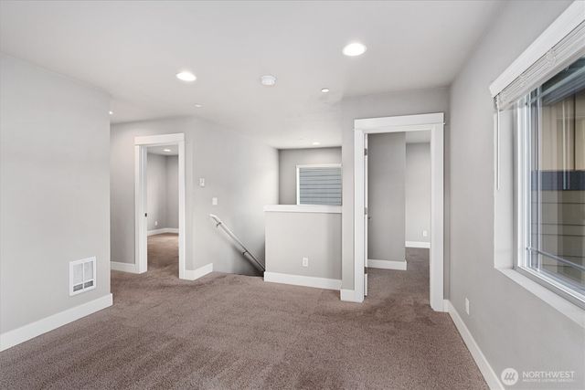 18774 E Edmunds Court E, Bonney Lake, WA 98391
