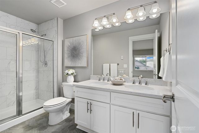 18774 E Edmunds Court E, Bonney Lake, WA 98391