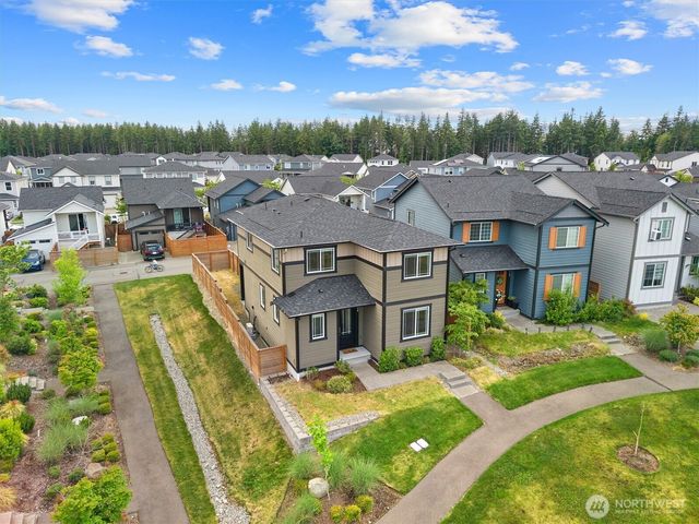 18774 E Edmunds Court E, Bonney Lake, WA 98391