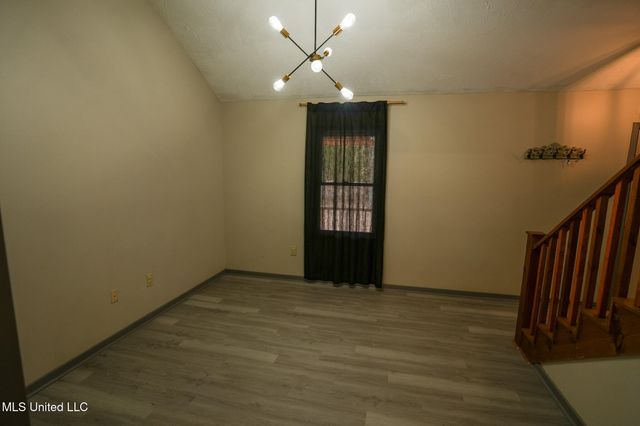 131 Chapel Clliff Drive, Raymond, MS 39154