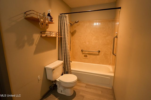 131 Chapel Clliff Drive, Raymond, MS 39154