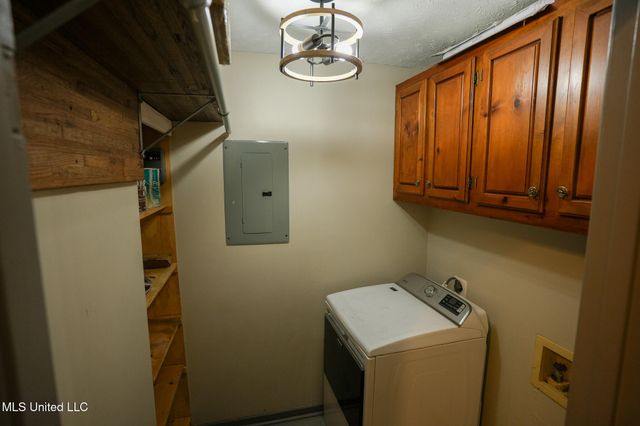 131 Chapel Clliff Drive, Raymond, MS 39154