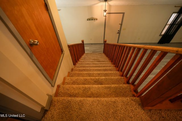 131 Chapel Clliff Drive, Raymond, MS 39154