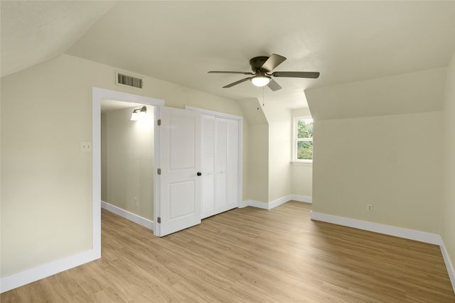 6112 W Poly Webb Road, Arlington, TX 76016