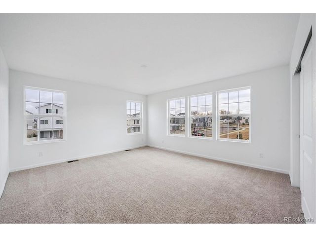 4325 Elkwood Ct, Johnstown, CO 80534