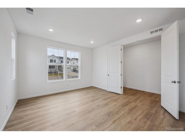 4325 Elkwood Ct, Johnstown, CO 80534