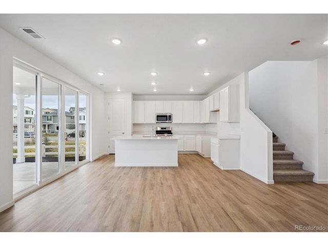 4325 Elkwood Ct, Johnstown, CO 80534