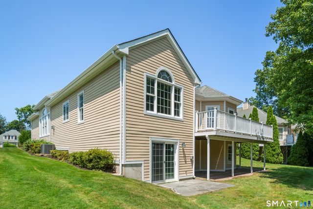 19 Mulligan Drive 19, Wallingford, CT 06492