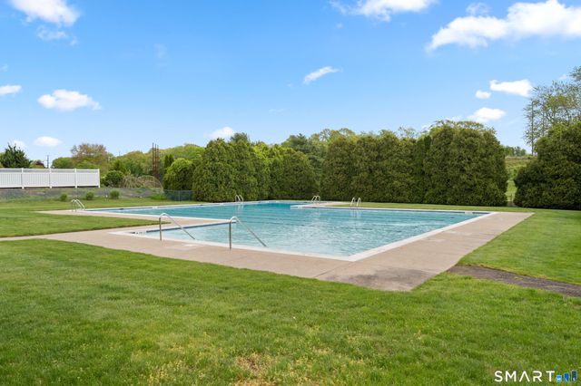19 Mulligan Drive 19, Wallingford, CT 06492