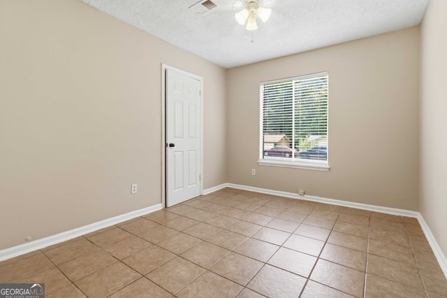 8227 Englewood Trail, Riverdale, GA 30274
