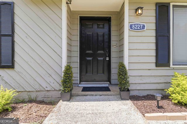 8227 Englewood Trail, Riverdale, GA 30274