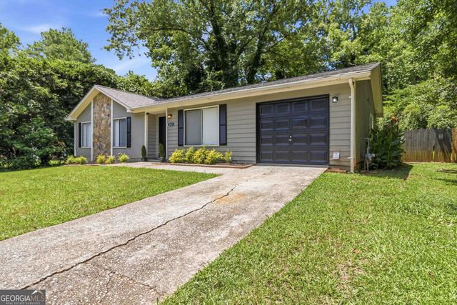 8227 Englewood Trail, Riverdale, GA 30274