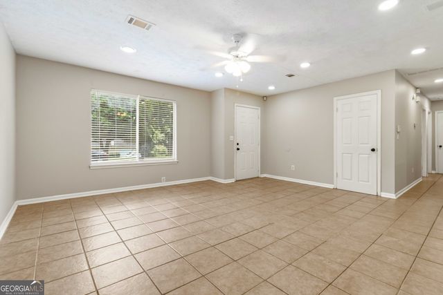 8227 Englewood Trail, Riverdale, GA 30274