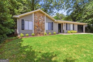 8227 Englewood Trail, Riverdale, GA 30274