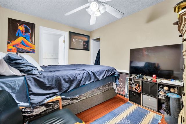 8819 Glider, Los Angeles, CA 90045