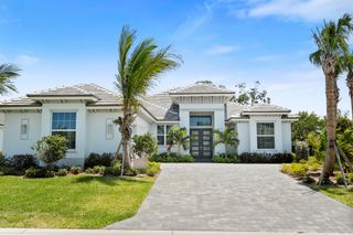 129 Strand Drive, Vero Beach, FL 32963