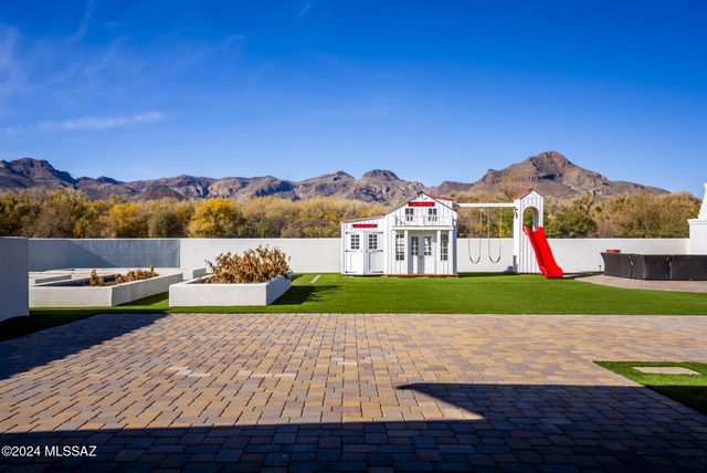 31 Santa Gertrudis Lane, Tumacacori, AZ 85640