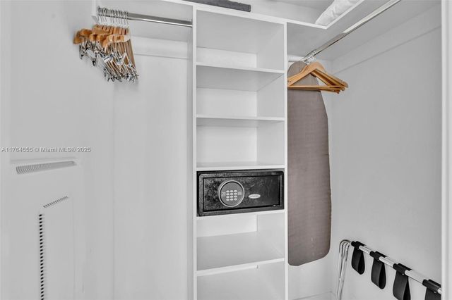 4010 S Ocean Dr R3106, Hollywood, FL 33019