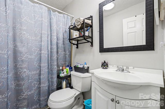 114 State Street, Lincolnton, NC 28092