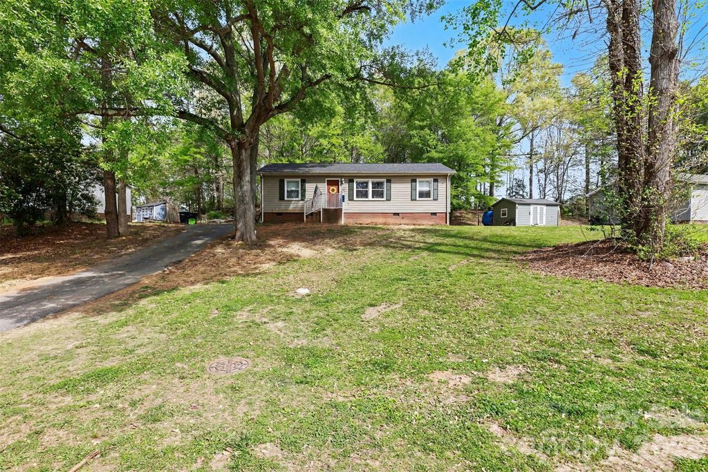 114 State Street, Lincolnton, NC 28092