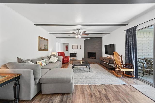 5752 S 80th East Avenue, Tulsa, OK 74145