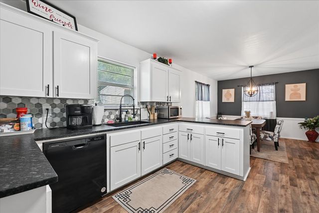 5752 S 80th East Avenue, Tulsa, OK 74145