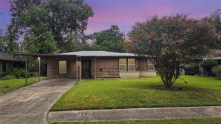 6027 Kenilwood Drive, Houston, TX 77033