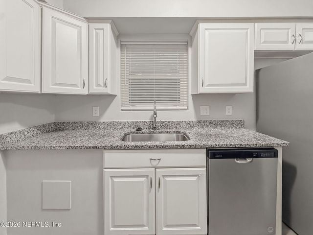 5207 JANICE Circle S, Jacksonville, FL 32210