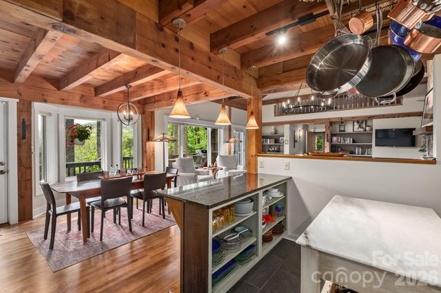 107 Buffalo Trail, Asheville, NC 28805