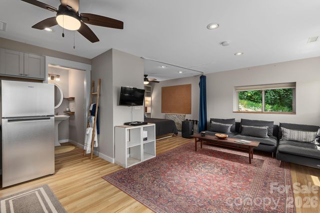 107 Buffalo Trail, Asheville, NC 28805