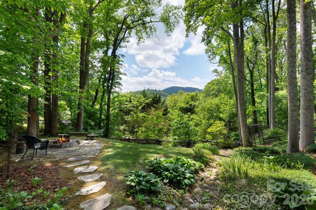 107 Buffalo Trail, Asheville, NC 28805