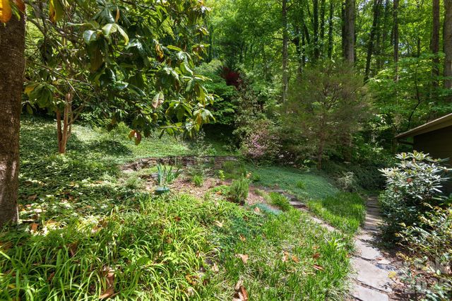 107 Buffalo Trail, Asheville, NC 28805
