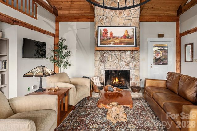 107 Buffalo Trail, Asheville, NC 28805