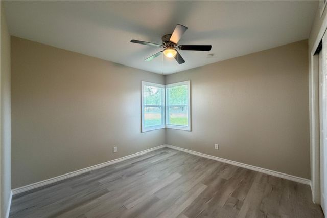 2214 5th Avenue N, Texas City, TX 77590