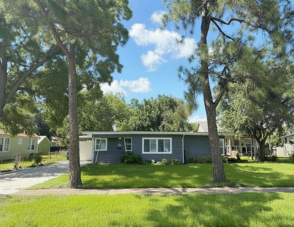 2214 5th Avenue N, Texas City, TX 77590