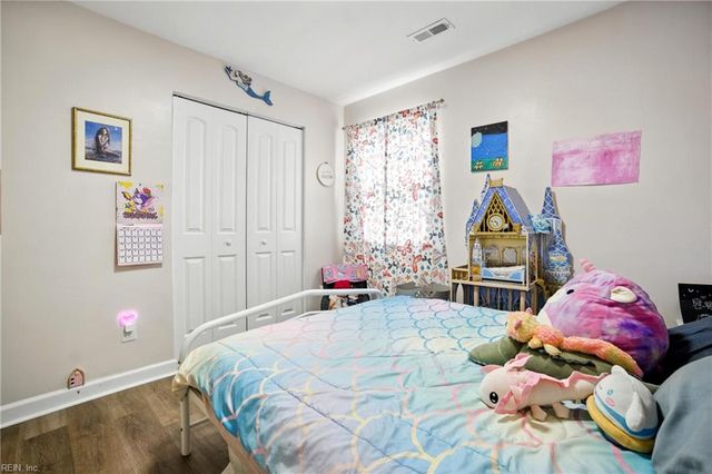 916 Spring Garden LN, Virginia Beach, VA 23452