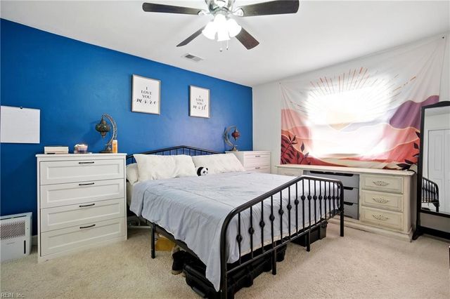 916 Spring Garden LN, Virginia Beach, VA 23452