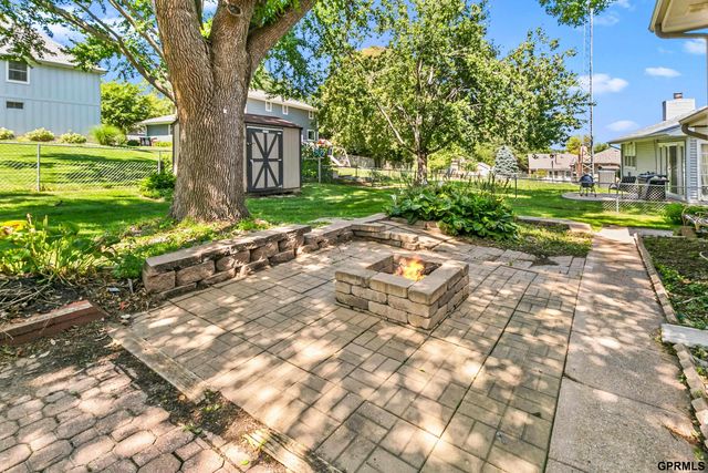 1432 S 136th Street, Omaha, NE 68144