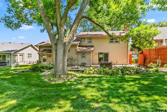 1432 S 136th Street, Omaha, NE 68144