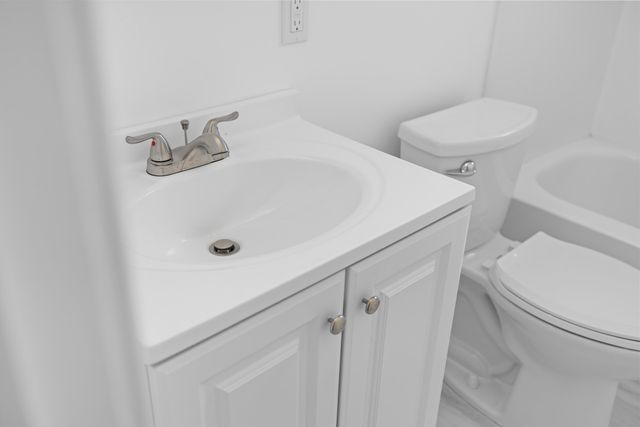 432 ARCH AVE, Waynesboro, VA 22980
