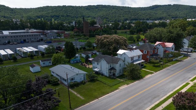 432 ARCH AVE, Waynesboro, VA 22980
