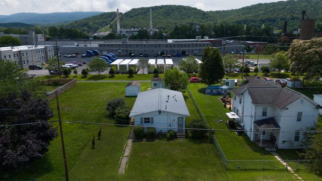 432 ARCH AVE, Waynesboro, VA 22980