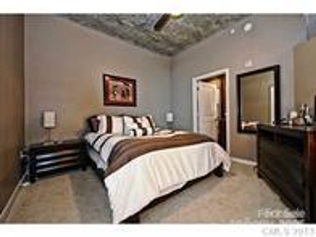 210 N Church Street 1313, Charlotte, NC 28202