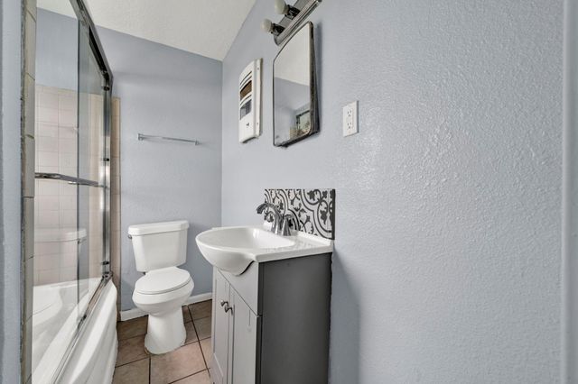 904 Beverly / 1009 Witter St Avenue B, Pasadena, TX 77506