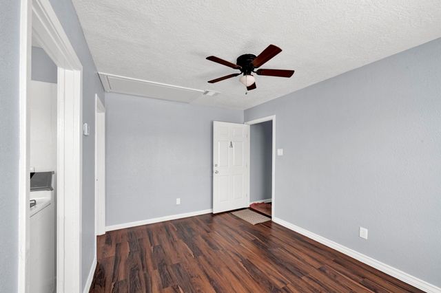904 Beverly / 1009 Witter St Avenue B, Pasadena, TX 77506