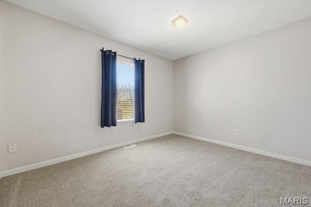 101 El Caballo Drive, St Peters, MO 63376