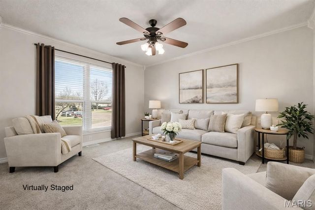 101 El Caballo Drive, St Peters, MO 63376