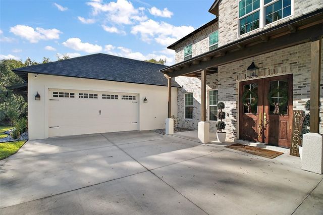 1933 S FARM ROAD, Deland, FL 32720