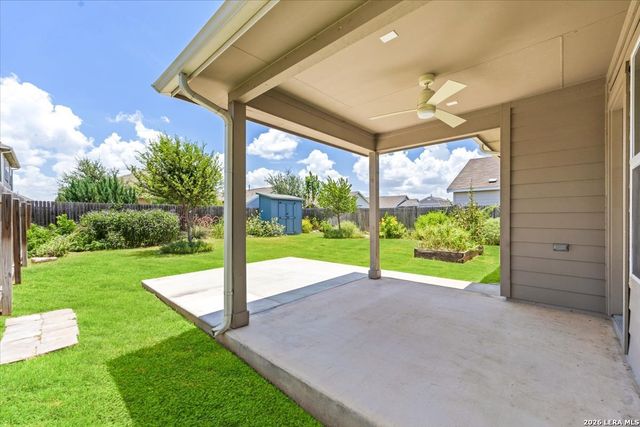 472 MALLOW DR, New Braunfels, TX 78130