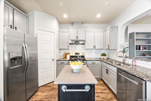 472 MALLOW DR, New Braunfels, TX 78130